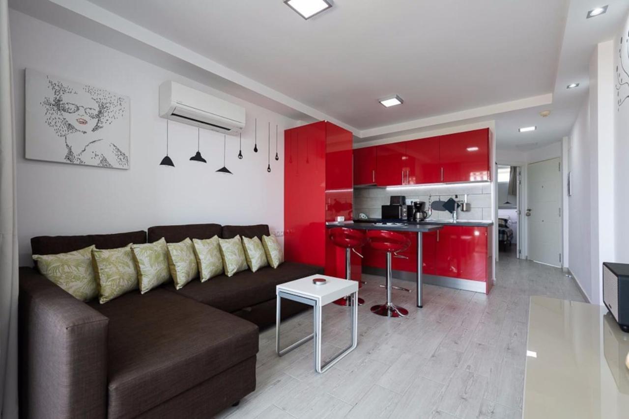 Apartmán 4 Minutes Walk From Yumbo Maspalomas  Exteriér fotografie
